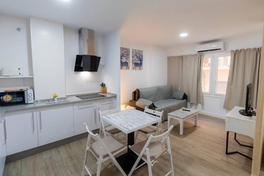 SH Loft del Mar. Cerca de la playa y el centro. AC 5