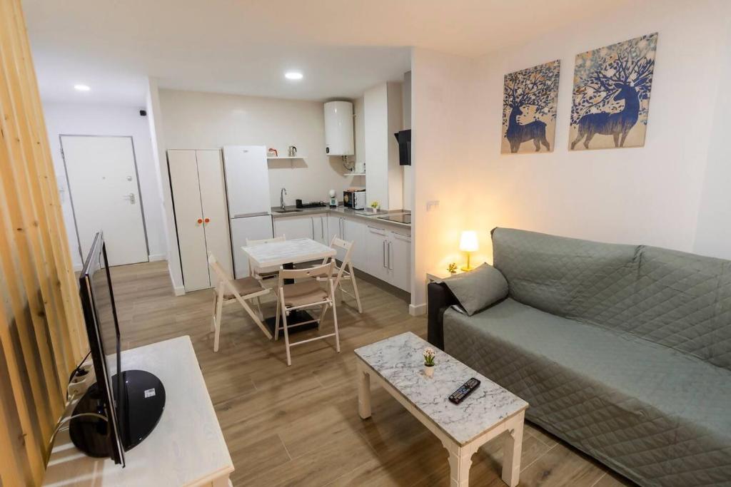 SH Loft del Mar. Cerca de la playa y el centro. AC 4