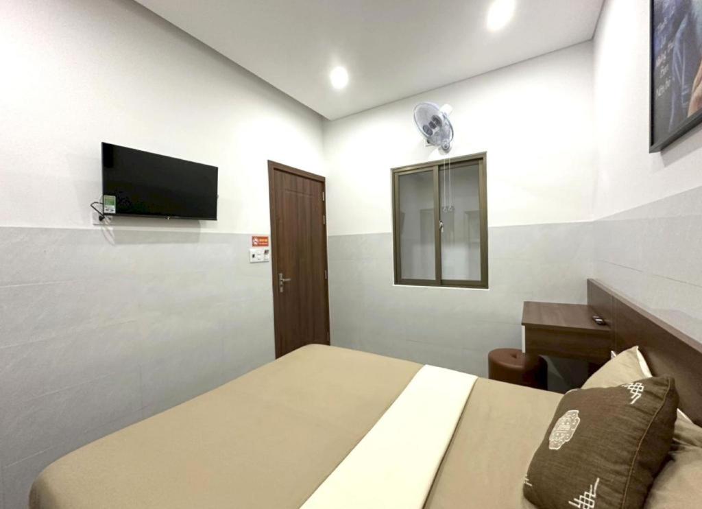 OYO 1193 Huynh Gia Hotel