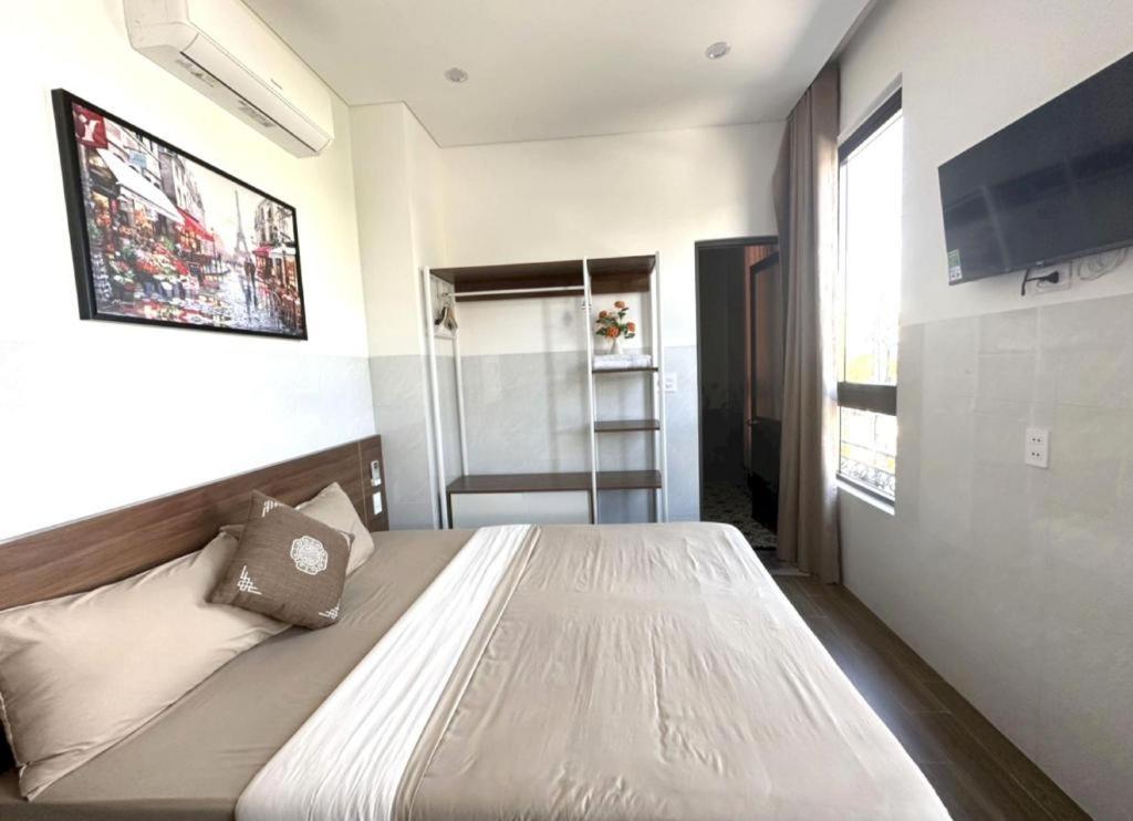 OYO 1193 Huynh Gia Hotel