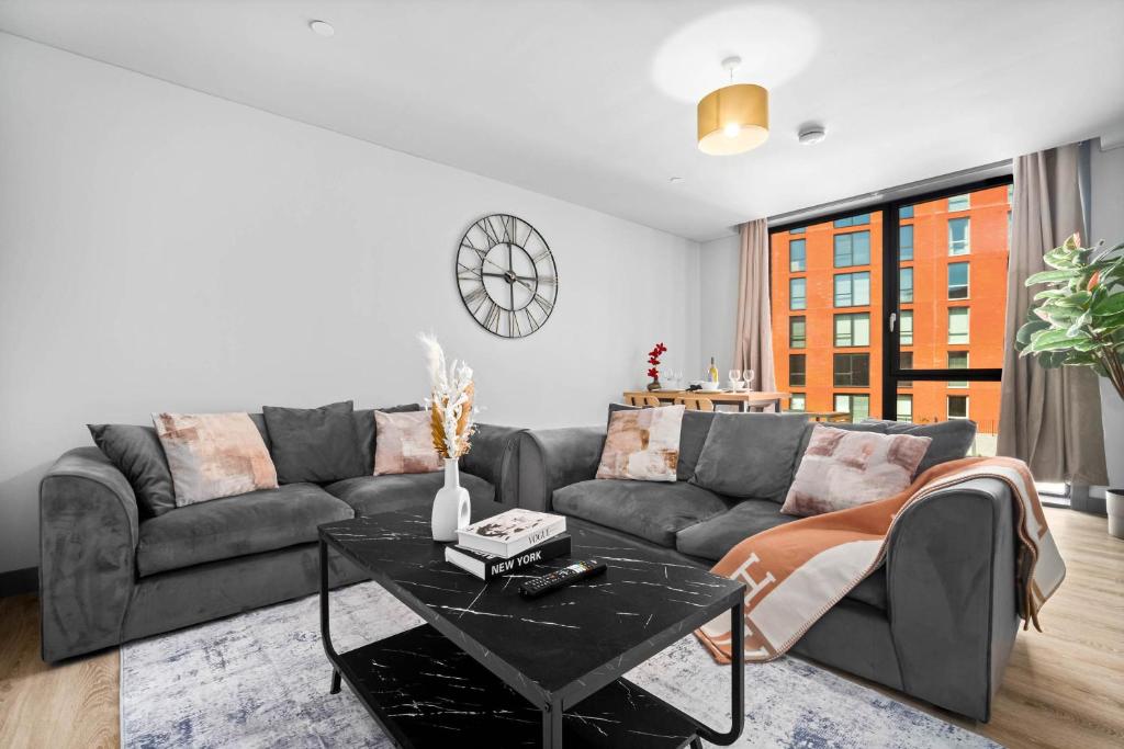 Stylish 2 Bedroom Apartment - City Centre - Jewellery Quarter - Netflix 114JQ 6