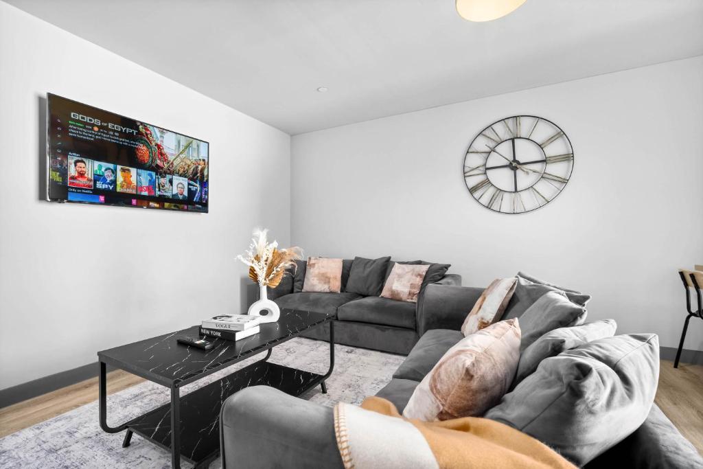 Stylish 2 Bedroom Apartment - City Centre - Jewellery Quarter - Netflix 114JQ 2