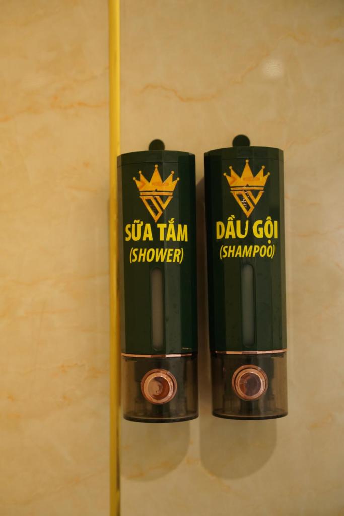 KHÁCH SẠN ĐẾ VƯƠNG