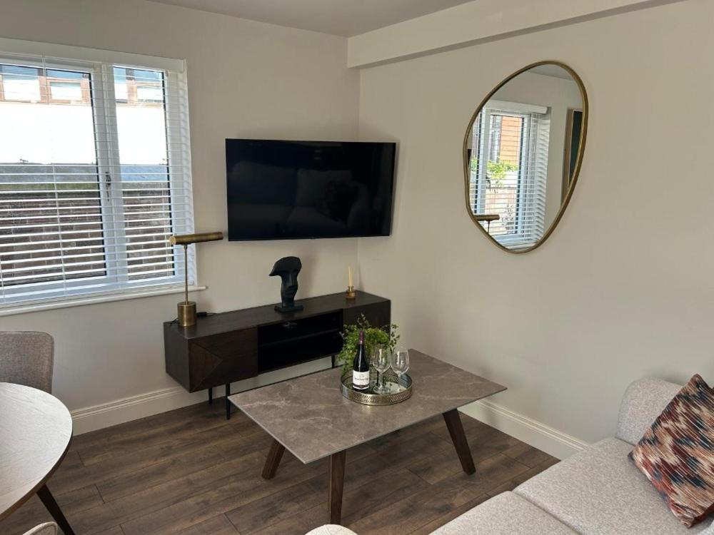 Fisherwick House Apartments 8