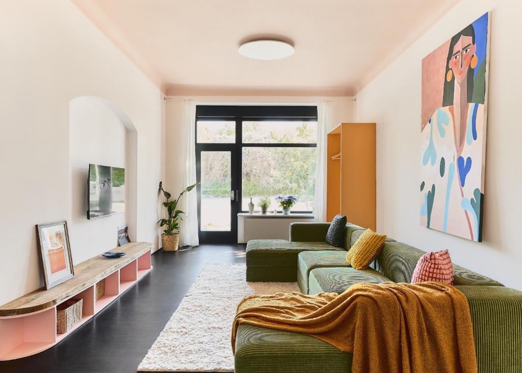 Poets Place Design Apartment in Kreuzberg 4