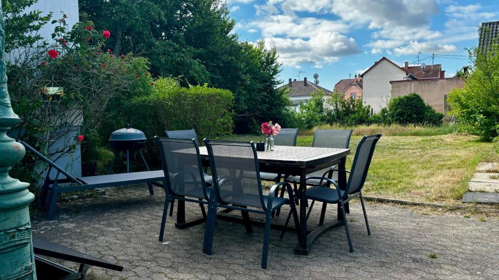 La Maison Royale - Terrasse et Jardin 2