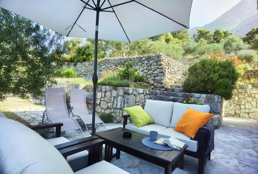 The Art of Mediterranean Living