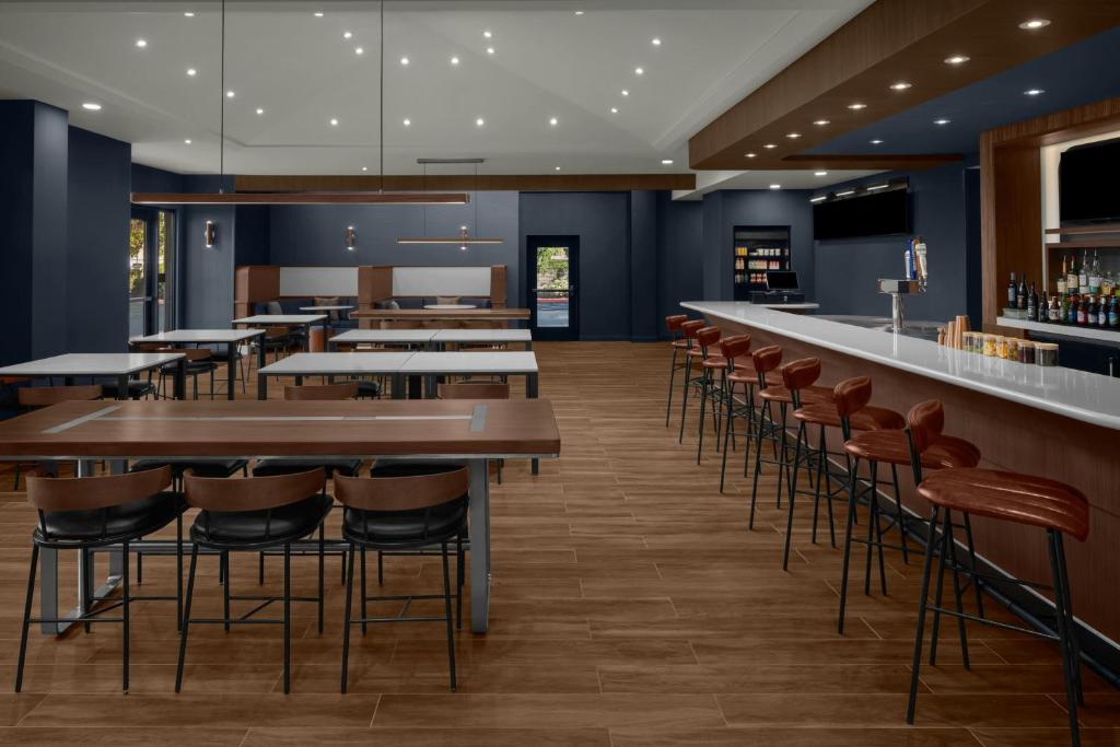 Four Points by Sheraton San Jose Airport Image