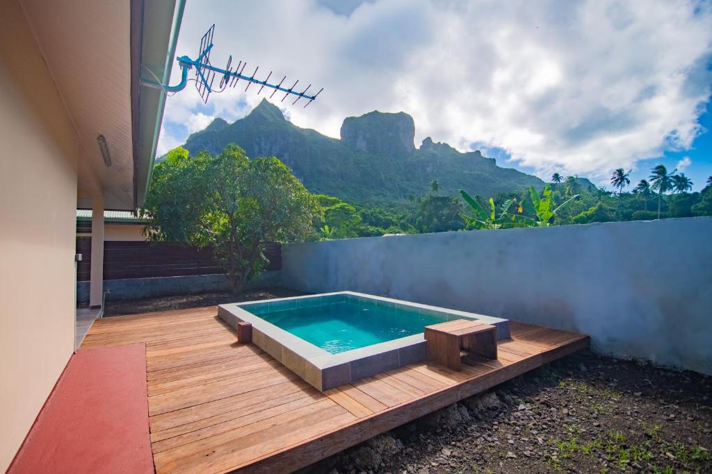 Bora Bora House Piti