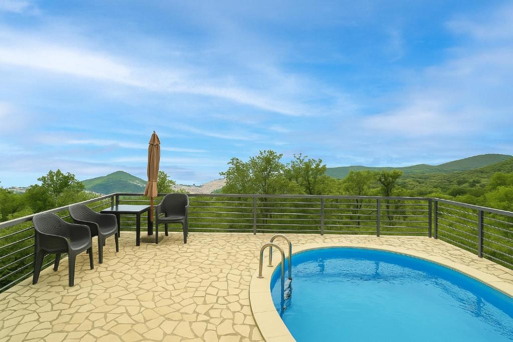Million Star Villa 7