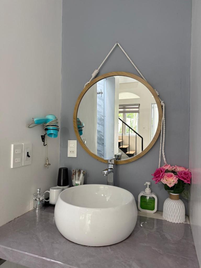 Cat Ba Santorini Homestay