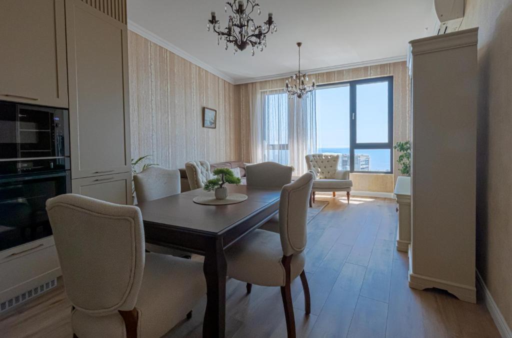 Panorama Sky 17 - Lux Top Floor Apartment with Amazing Sea View 4