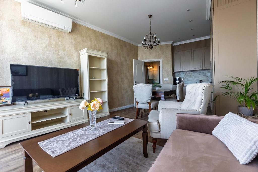 Panorama Sky 17 - Lux Top Floor Apartment with Amazing Sea View 5