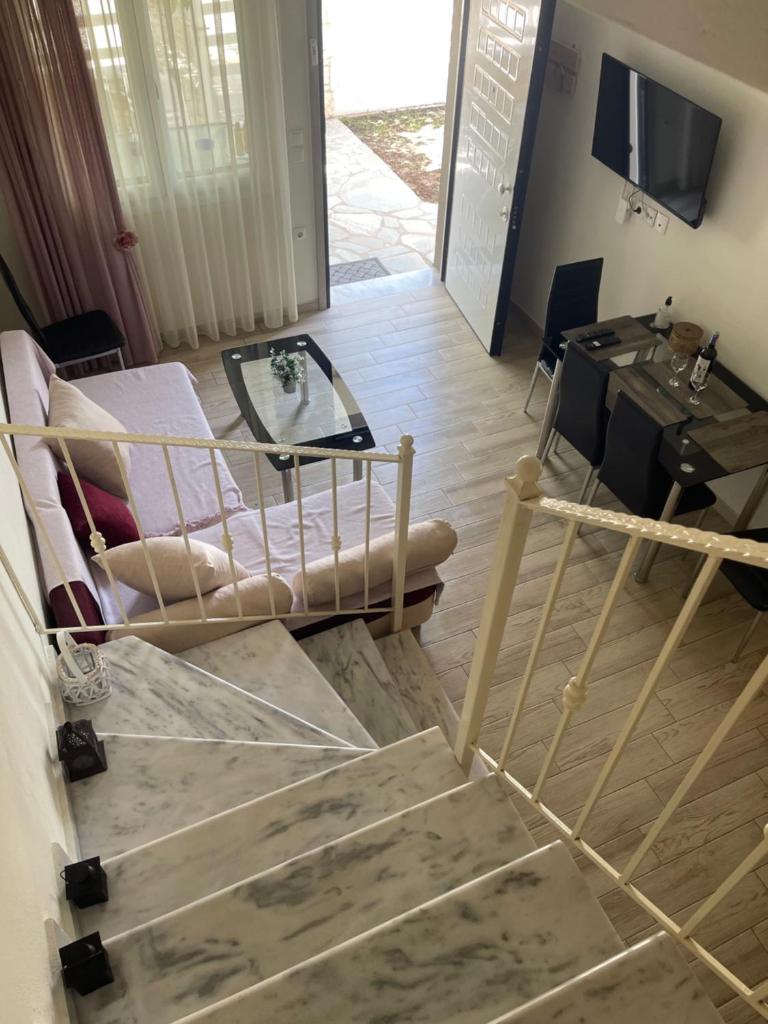 Artemis HOME 5