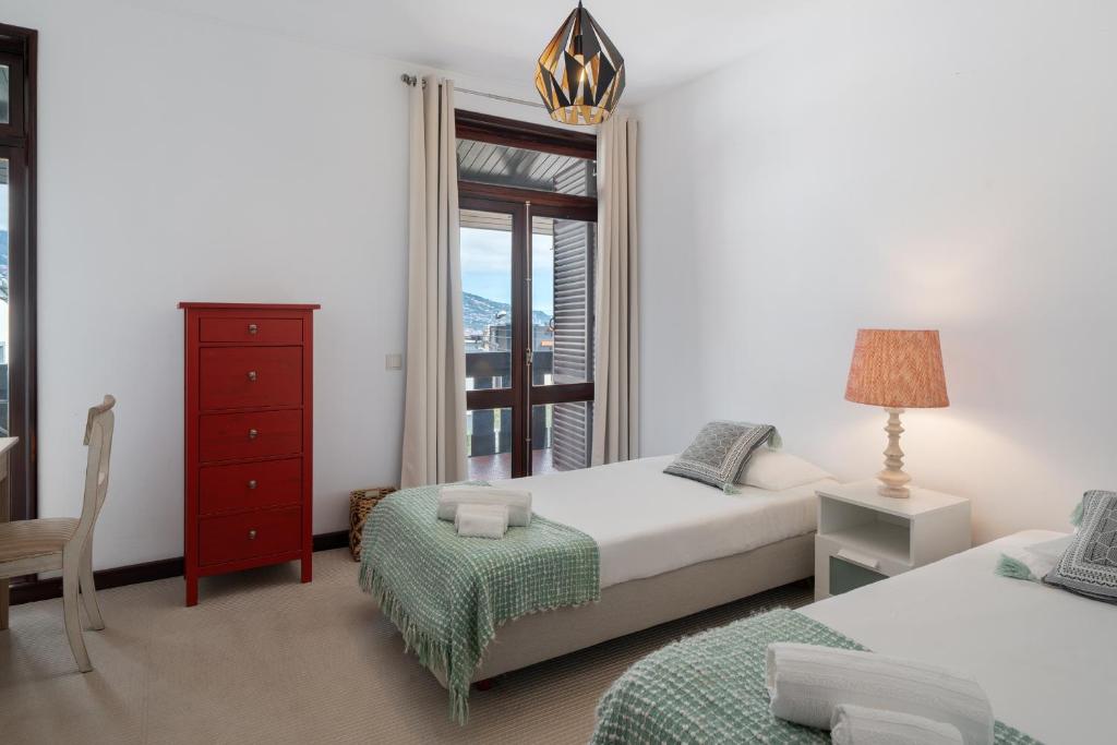 Charming Villa, spacious, beautiful views! 2