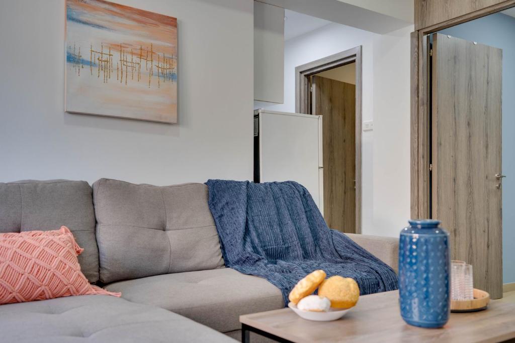 Atlantis Apartments 50m from Makenzy seafront 6