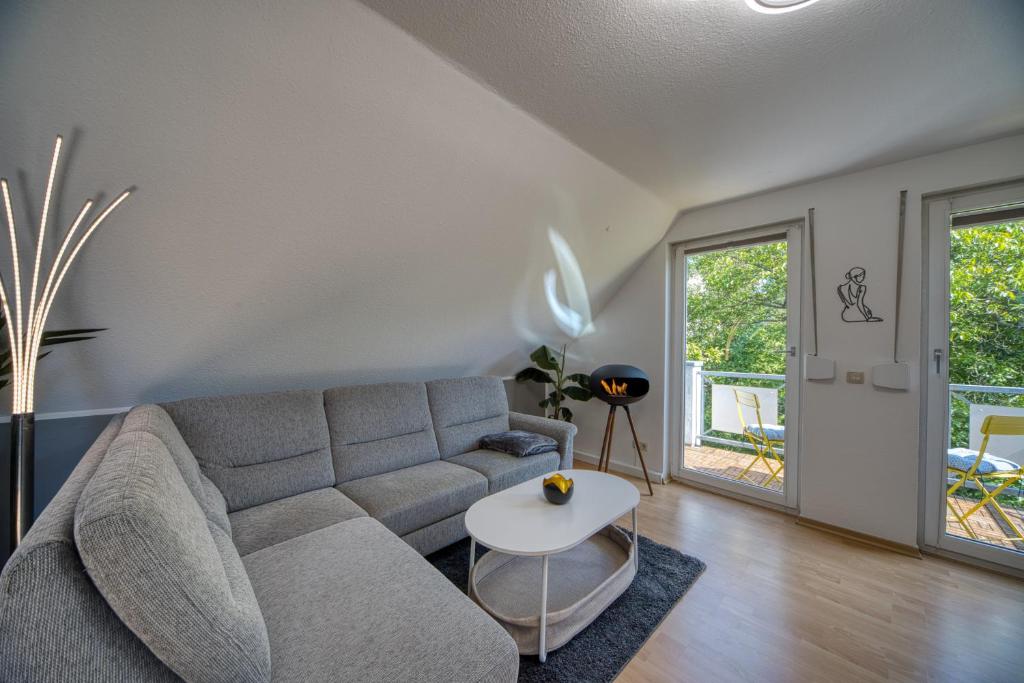 DresdenStay 3 Schlafzimmer 2 Bäder Balkon Kamin PS4 1