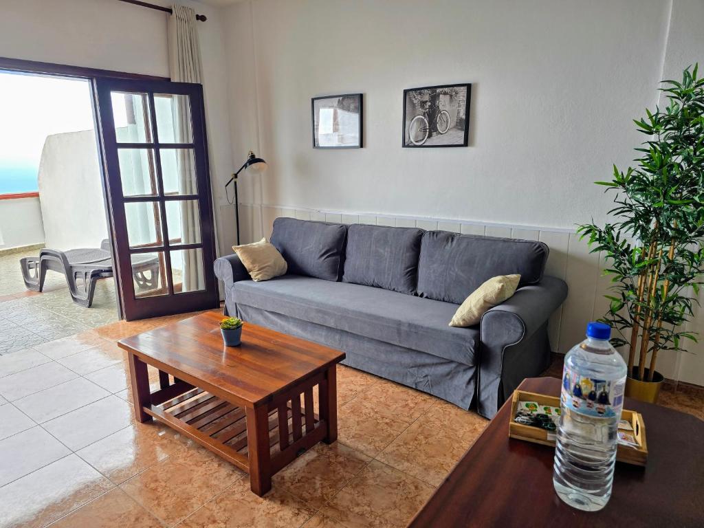 VV Mirador Isla Bonita "by henrypole home" 3