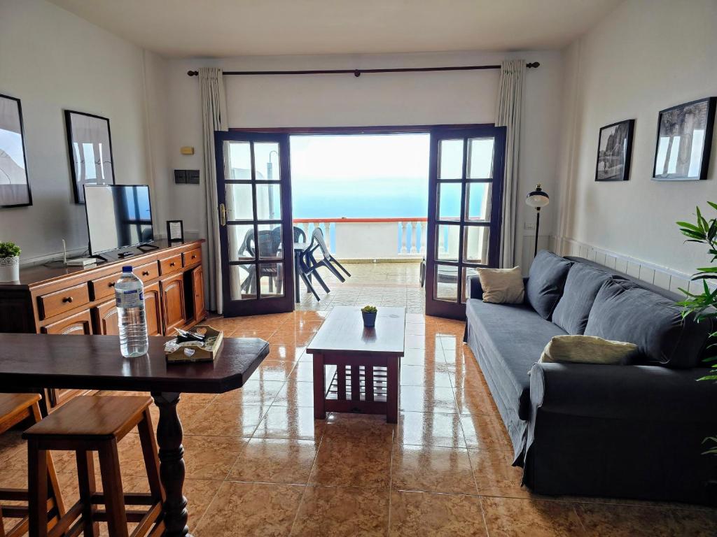 VV Mirador Isla Bonita "by henrypole home" 2