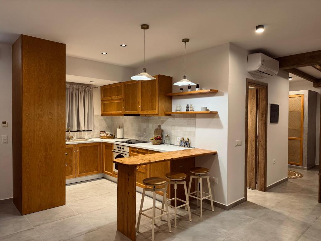 Aurora Seaside Luxury Suite 4