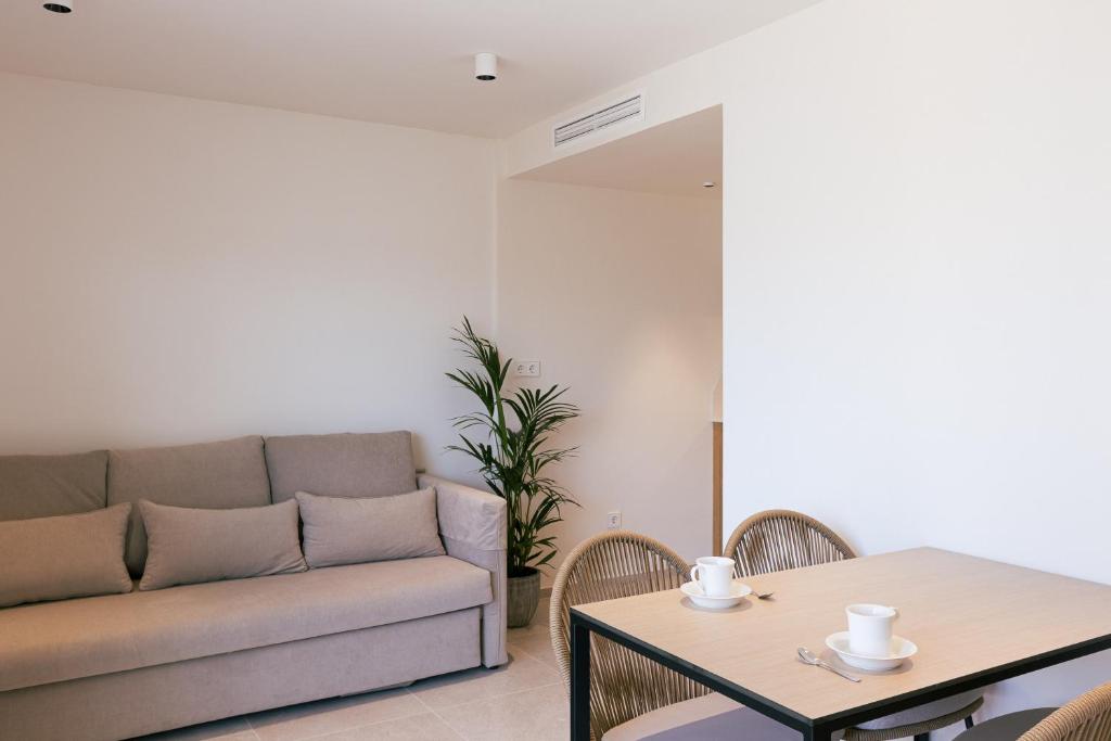 Malacosta A - MC Apartments Ibiza 2