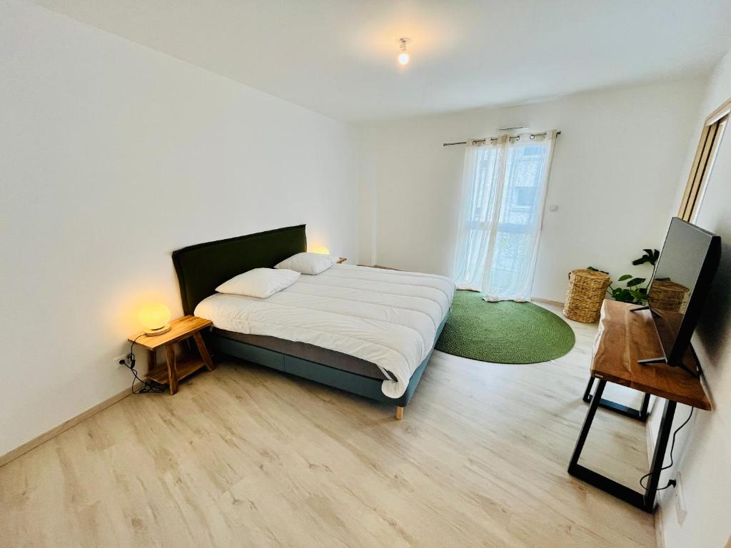 Hypercentre, spacieux, lumineux, la Maison du Rempart 2