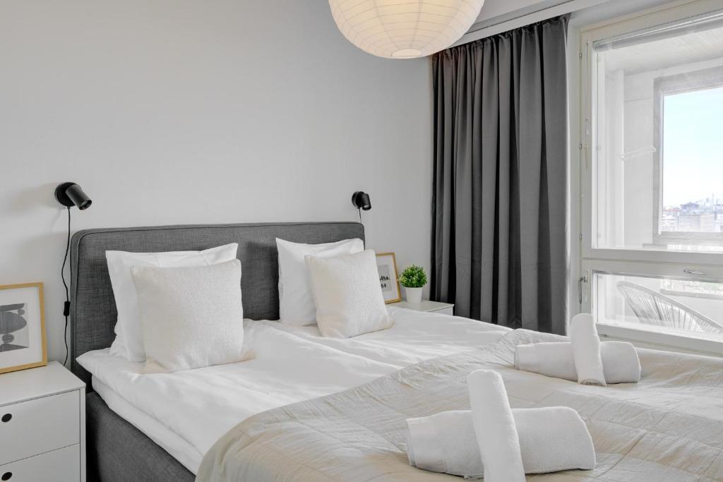 Modern and Stylish 1BR with Balcony by Nordic Stay Collection 7