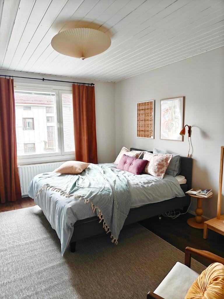 Vinkku Charming Wooden House near to City Centre 1