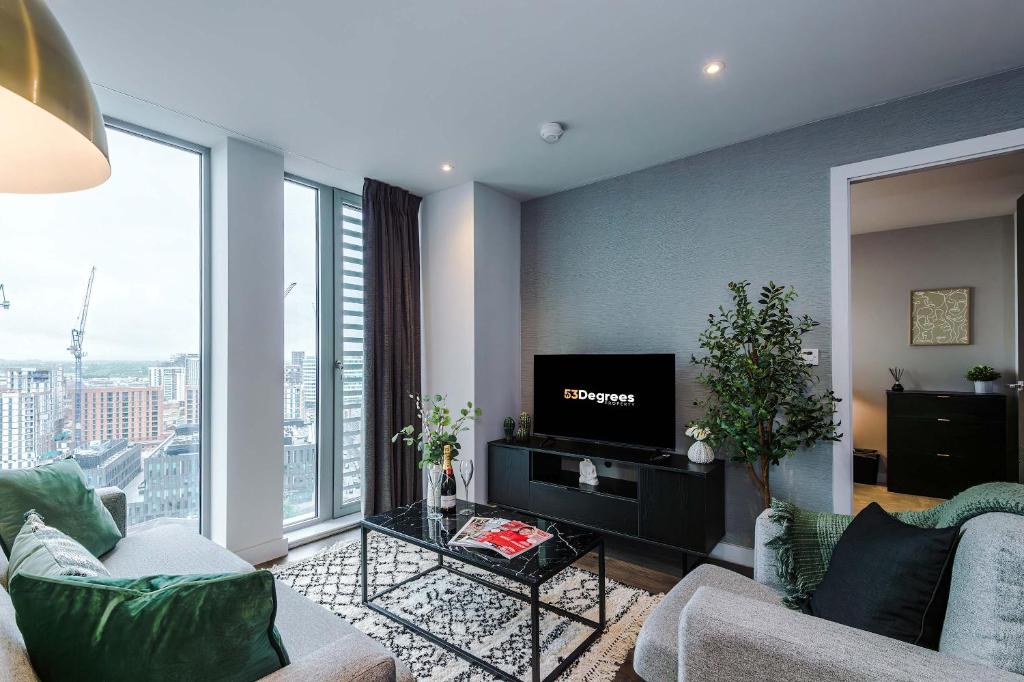 Stunning New 2-Bed Flat in Manchester Perfect for Couples 5