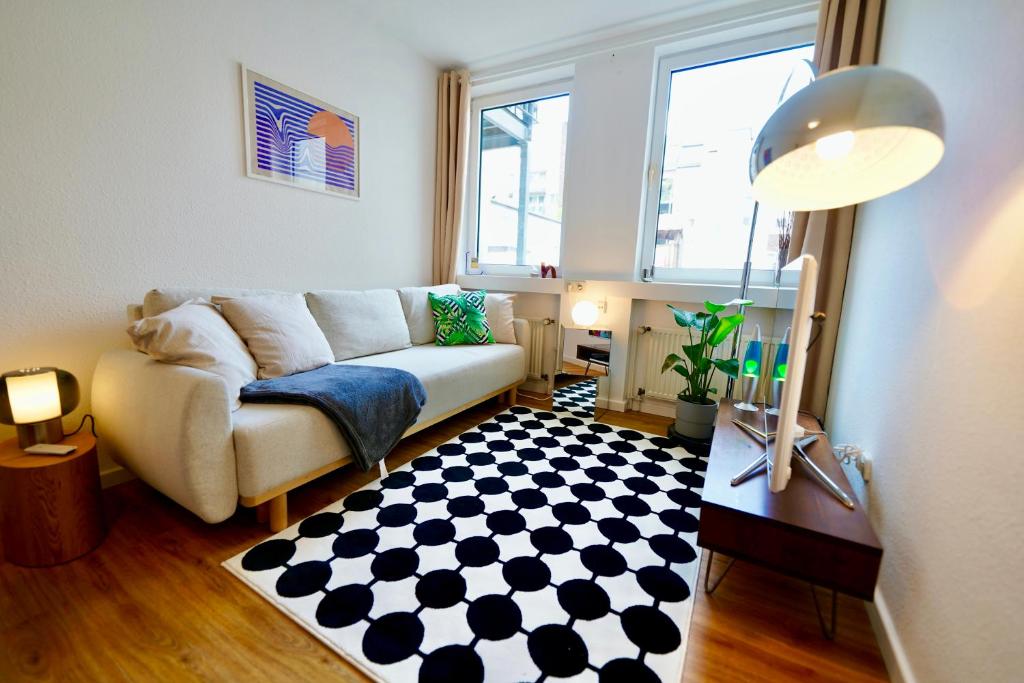 Modern Apartment in lively & trendy Belgian Quarter, Cologne 1