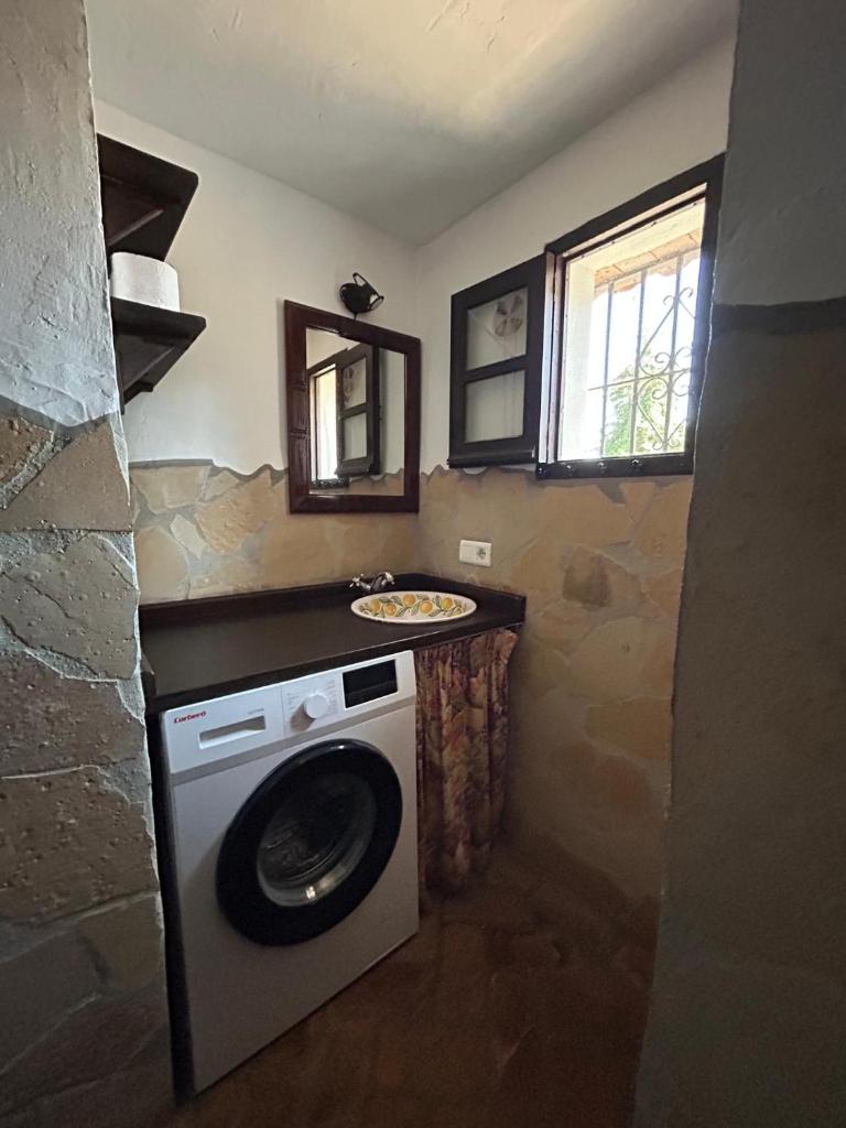 Toro Vista Casita - 1-2 bedrooms 3