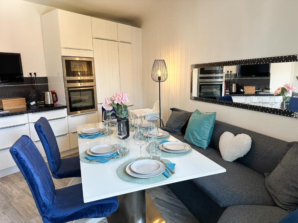 KATIES Apartments Augsburg - Zentral - 4 Zimmer - 7 Personen - 2 Parken - Nintendo Switch - DisneyPlus - E-Kamin 7