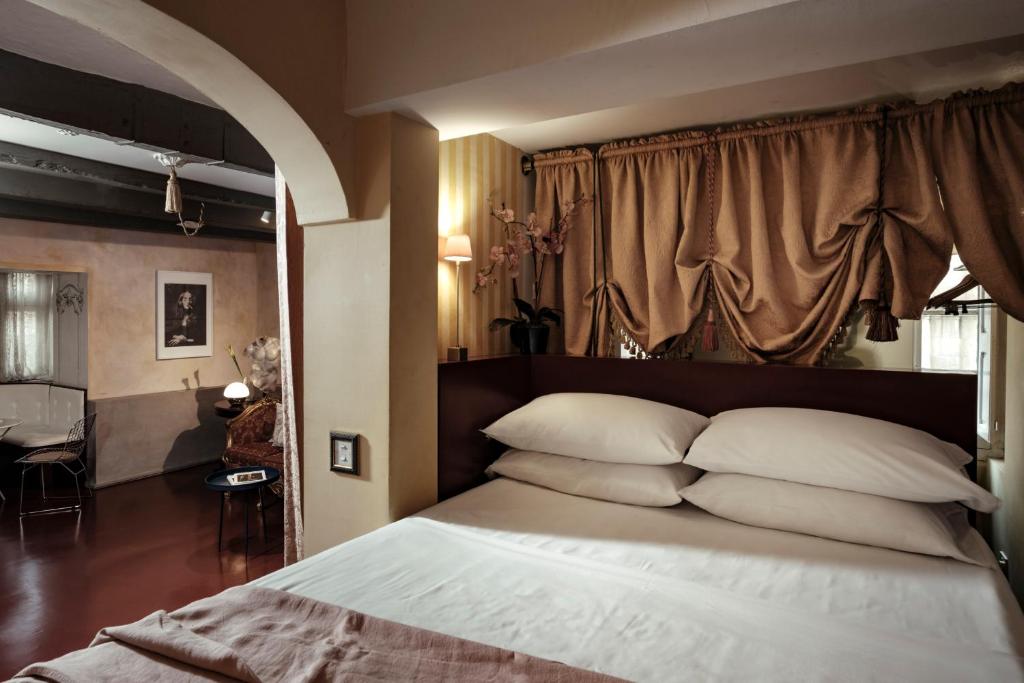 Valletta Nobile by VALLETTA SUITES - a 400-year-old designer apartment in Valletta 7
