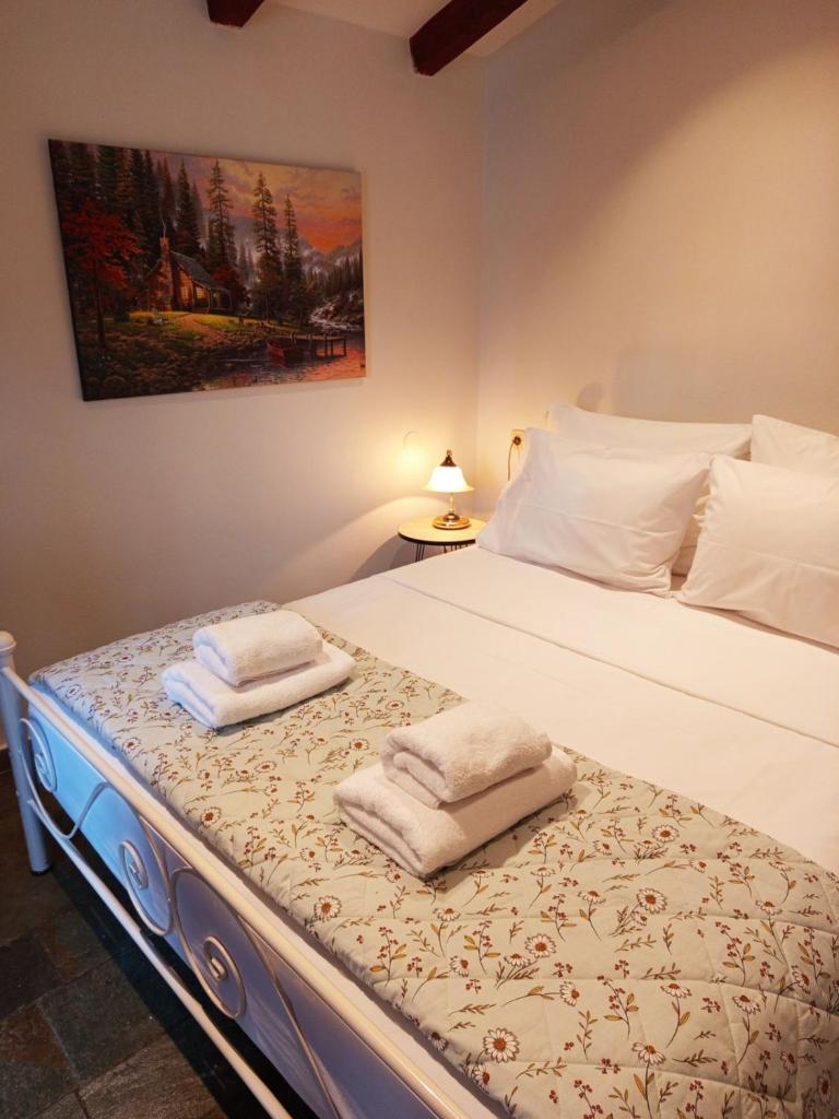 Aggelos Gardenhouse of Volos 7