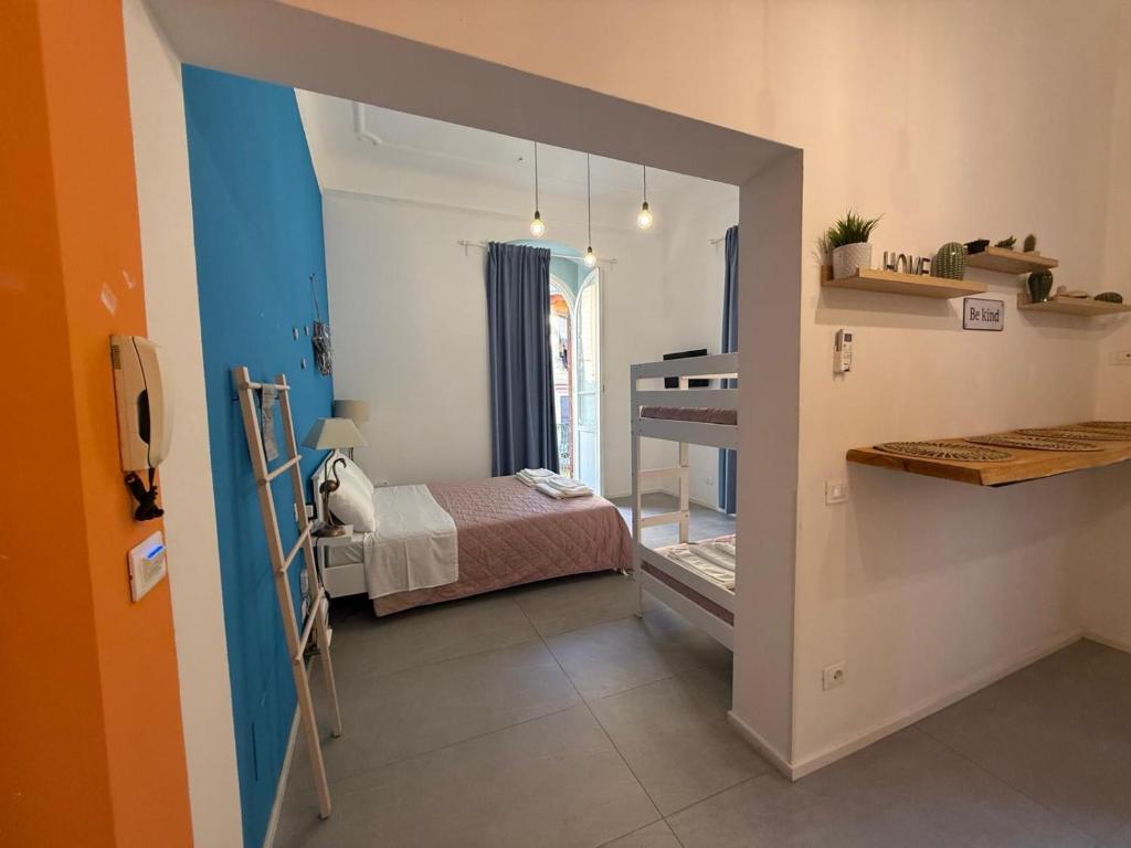 A DUE PASSI DALLE CINQUE TERRE n2 5