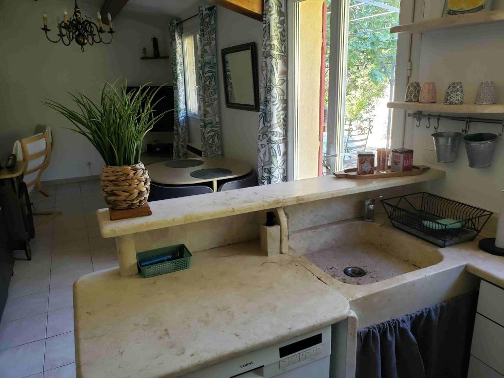 Charmante petite maison de campagne 2