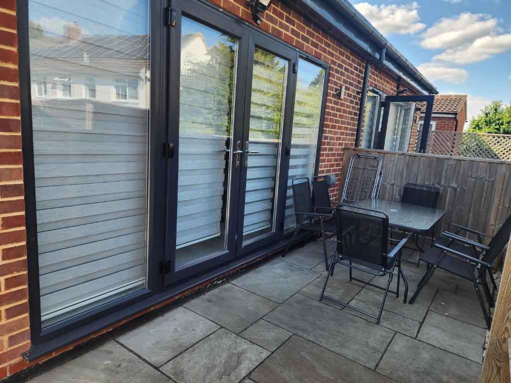 Paradigm House, Luxury 2-Bedroom Apartment 3, Free Parking, Oxford 5