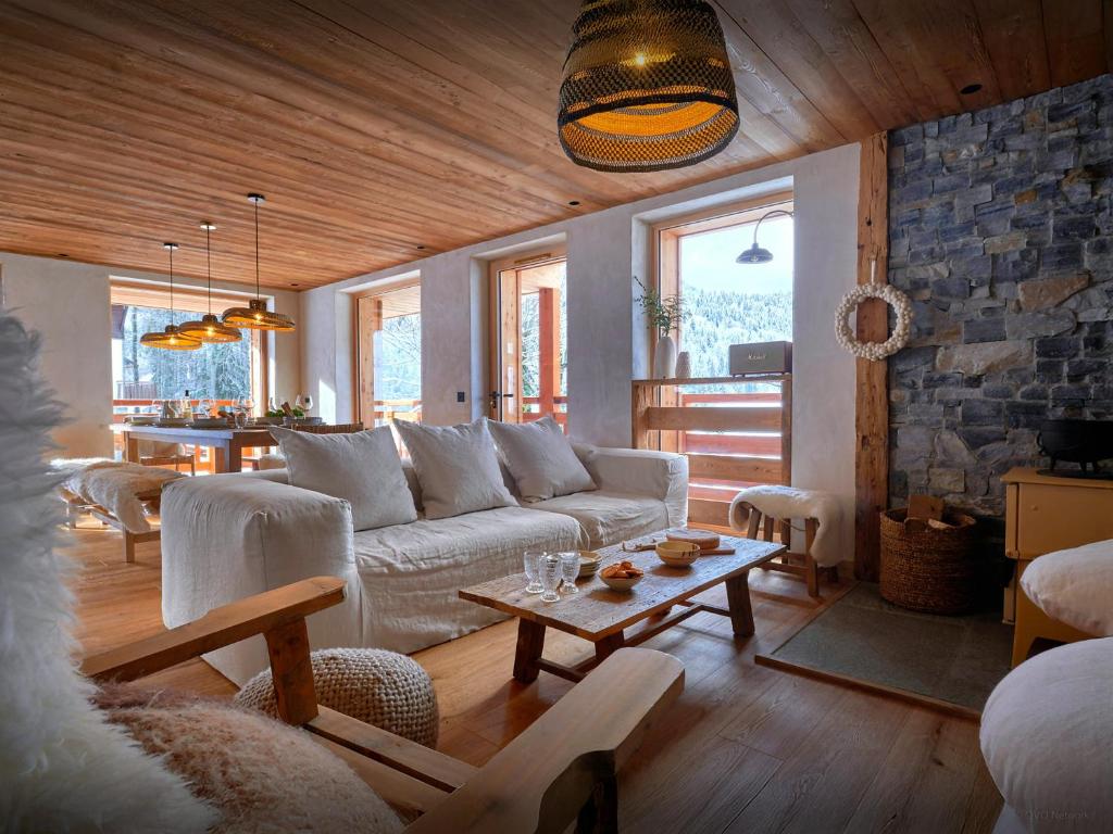 Chalet Limanosa - OVO Network