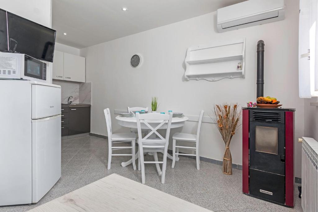 Holiday home Edo 8
