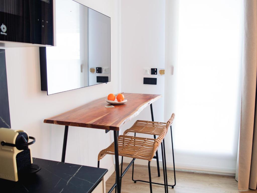 Demetrio By Alma Suites 6