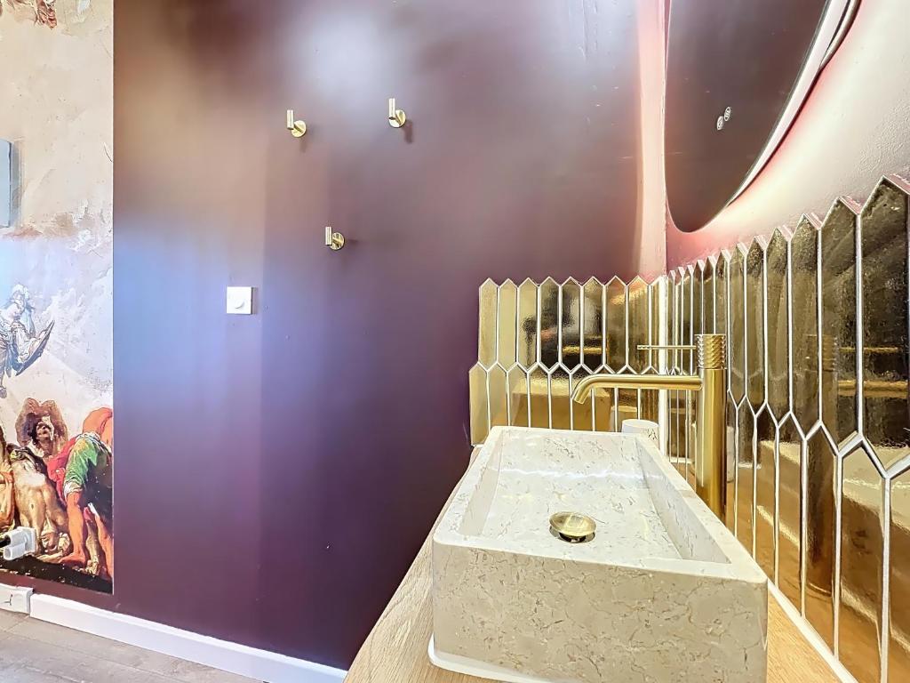 Parenthèse Romantique avec Jacuzzi 7