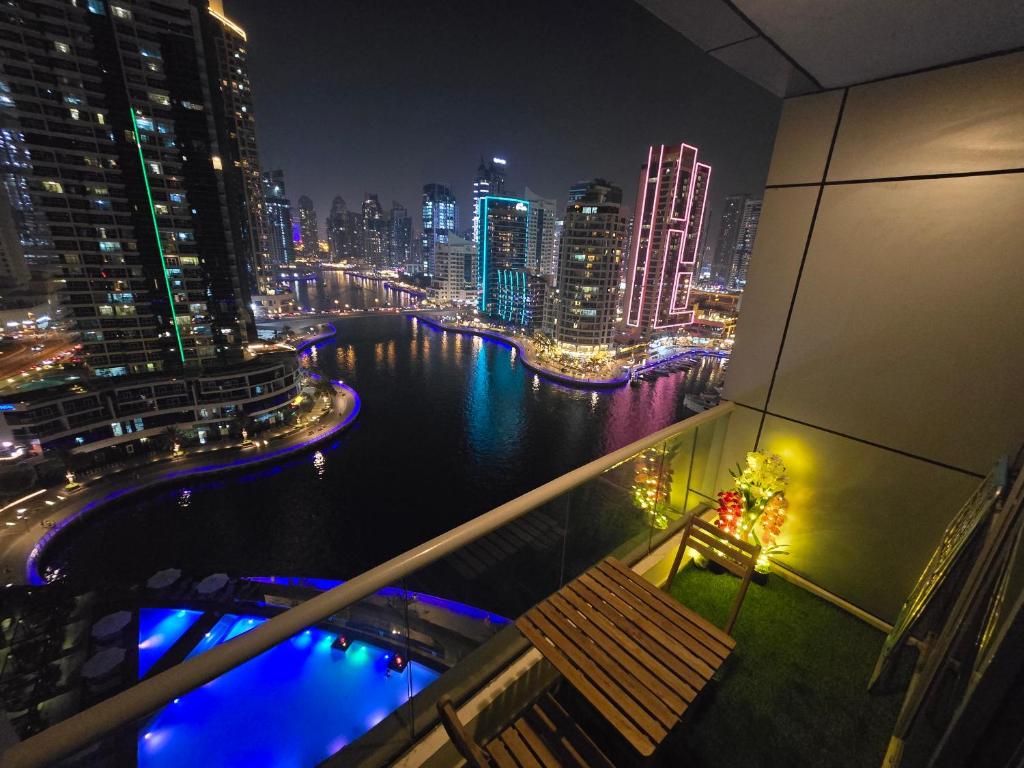 Dubai Marina Amazing 1BR with Promenade view and Pool view --- Next to JBR beach---Opp JBR tram station