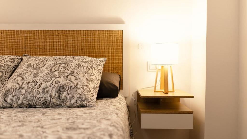 SeaHomes Vacations - Seafront Mediterranean Ap & PKG 7