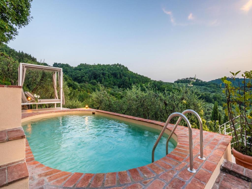 Photo de la galerie de l'établissement Farmhouse in Tuscany with Panoramic Pool, à Monsummano