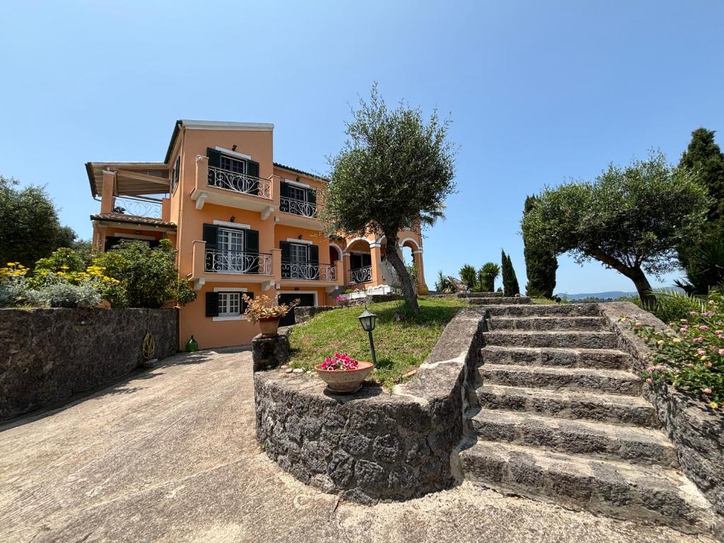 Athinas House 4