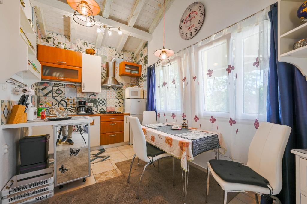 Helena Garden House 7