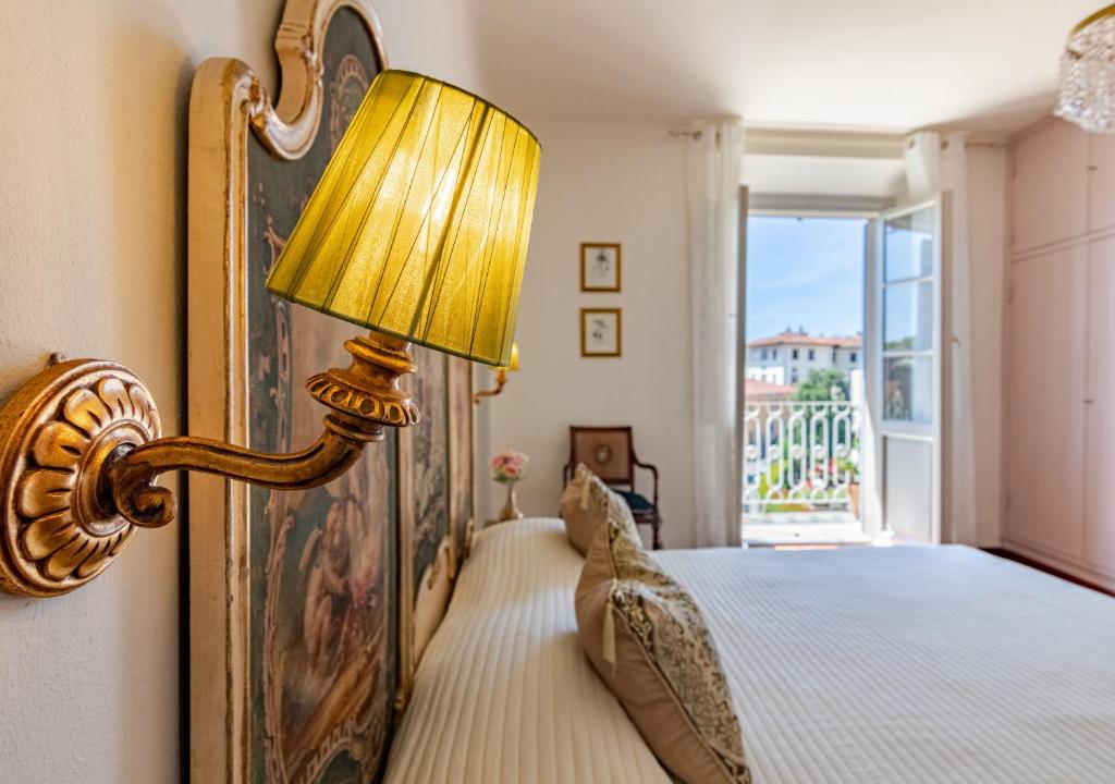 Hostly-San Giuseppe Luxury Apartment-By the Tower 6