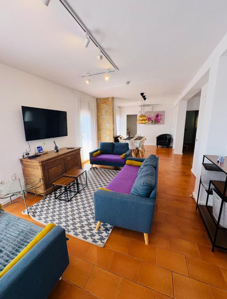 Exclusiva casa con vistas despejadas al mar y piscina privada 8