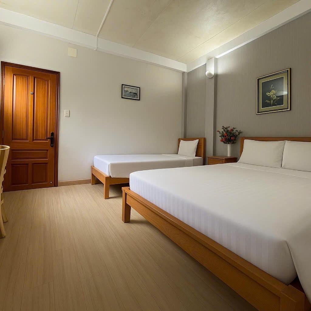 RedDoorz Luan Vu Hotel