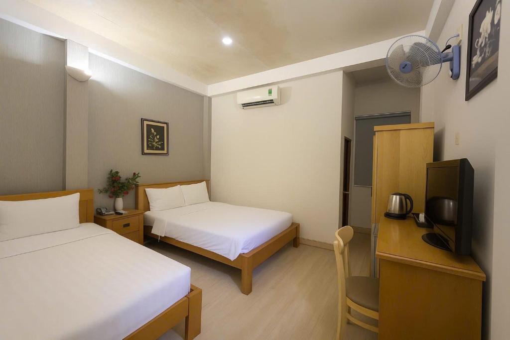 RedDoorz Luan Vu Hotel